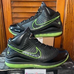 Size 9.5 - Nike Air Max LeBron 7 Dunkman